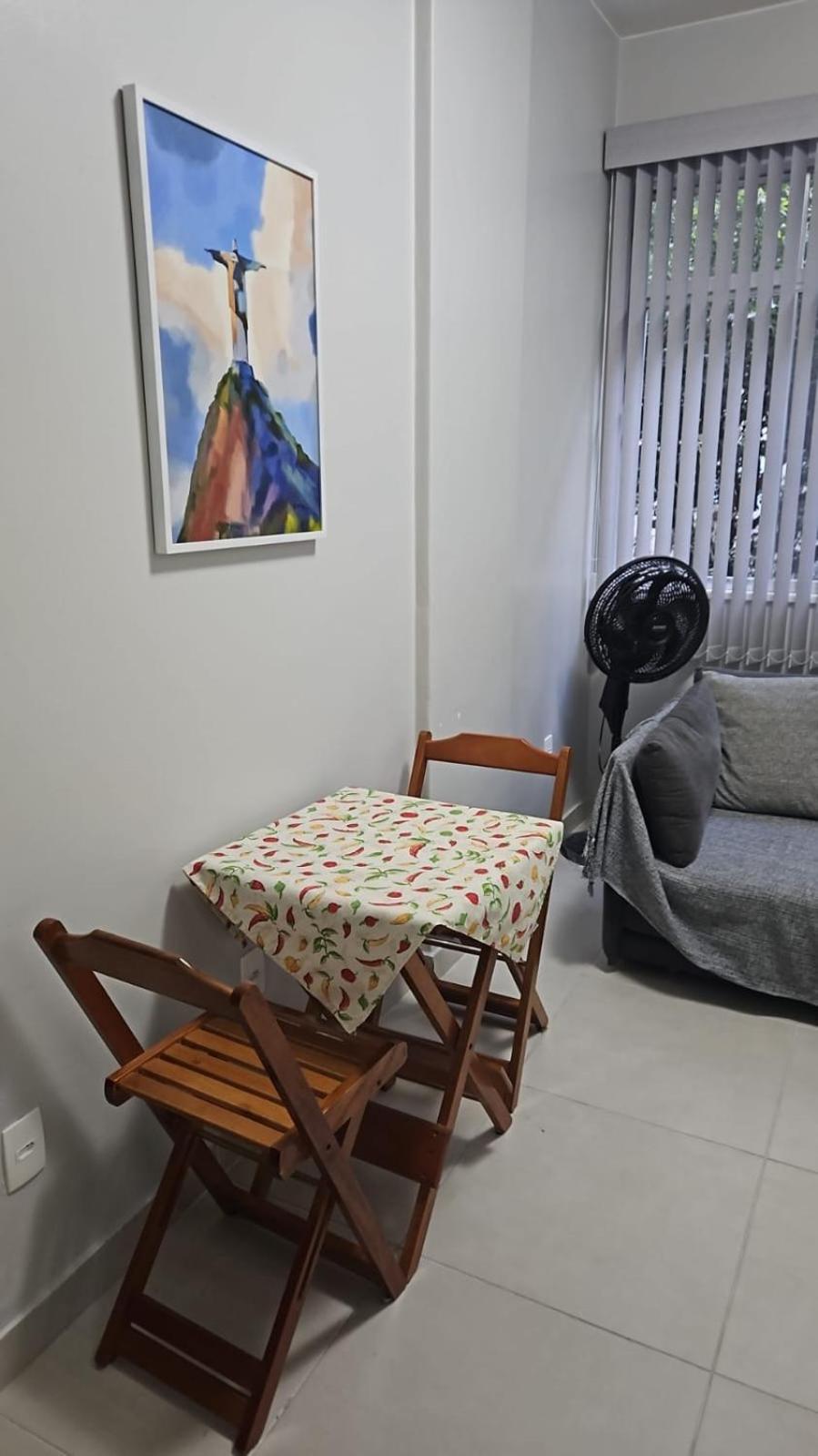 Copacabana E Sala Lindo